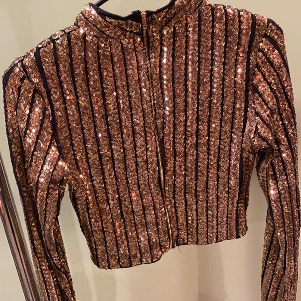 Sequin gold crop top